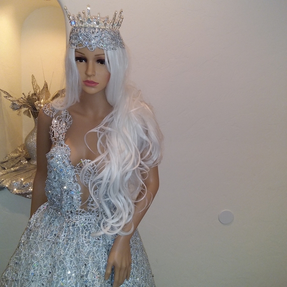 "HEIRESS" Silver Sequin Crystal Lace Wedding Ballgown Set - Picture 5 of 17